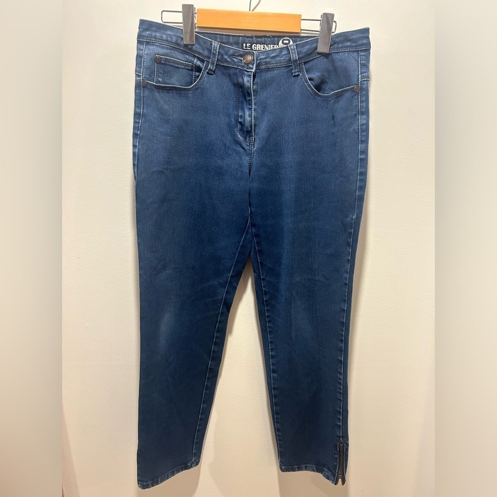 LE GRENIER 80 brand jeans size 11,straight leg, button/zipper front - Picture 2 of 9